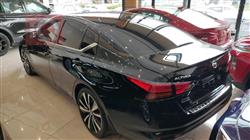 نيسان ألتيما